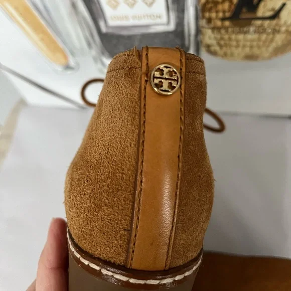 Tory Burch Hilary Suede Bootie - Picture 11 of 17